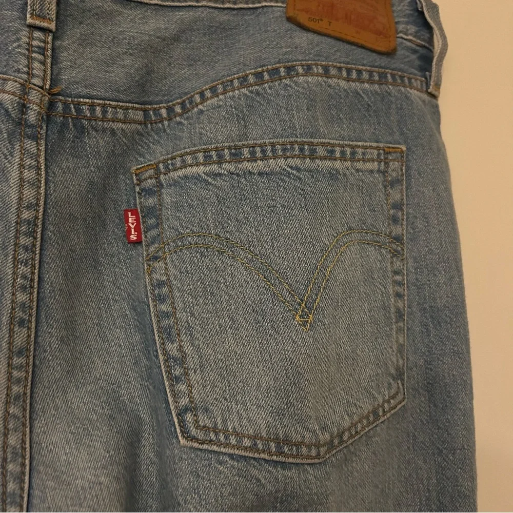 Levi's 501 Jeans Slim Taper Denim Distressed Blue Men's 30 W 28 L 100% Cotton